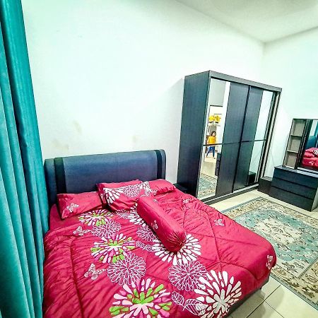 Q&R Homestay Residence Temerloh Kültér fotó