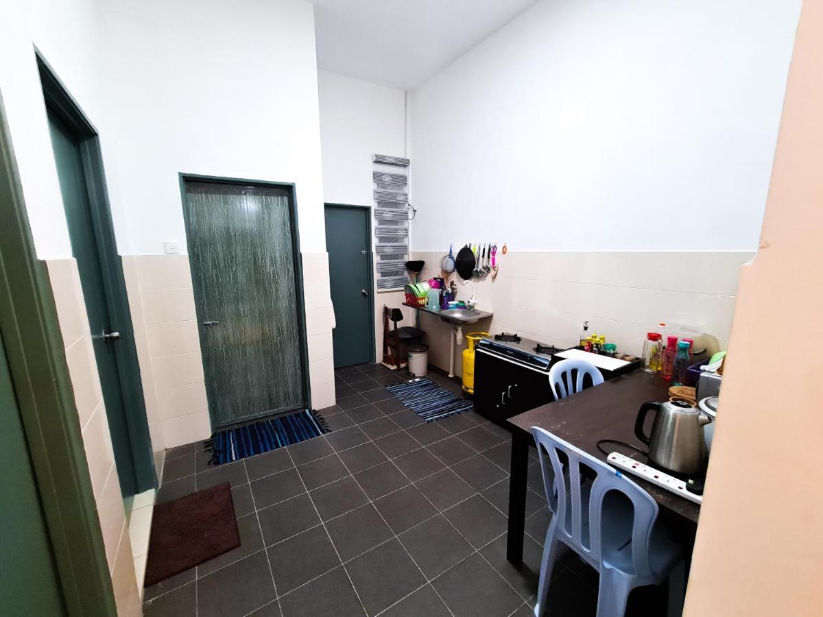 Q&R Homestay Residence Temerloh Kültér fotó